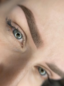 brwi-permanentny-ombre-kosmetyka-zakrzewska